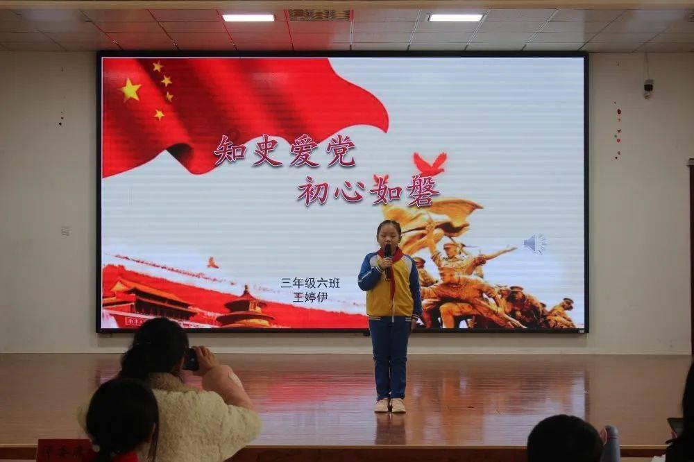 张子枫「男闺蜜」火了!180cm禁欲脸公狗腰